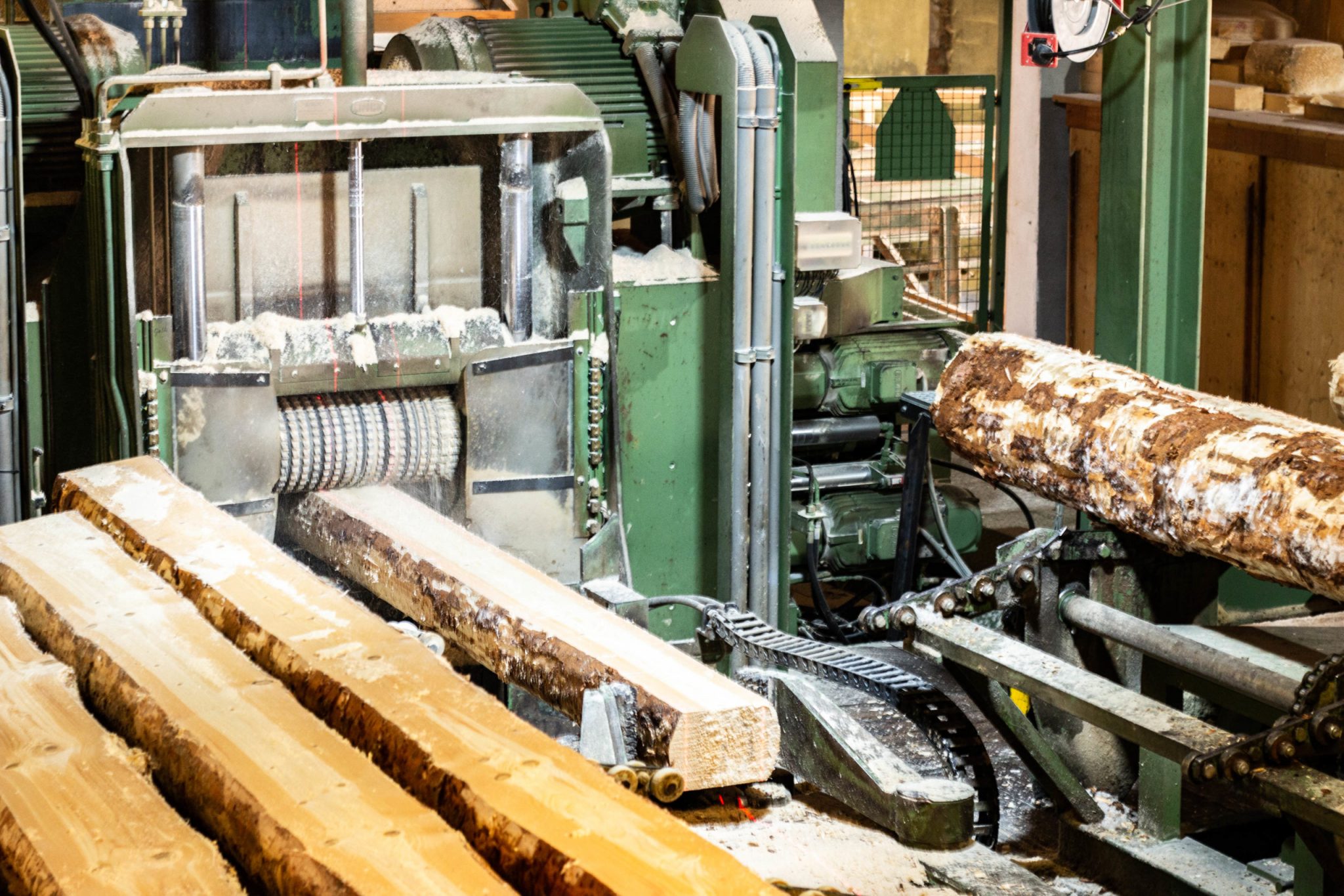 Sägewerk » HUTTER - HOLZ | Sägewerk, Holzindustrie & Holzmarkt in St ...